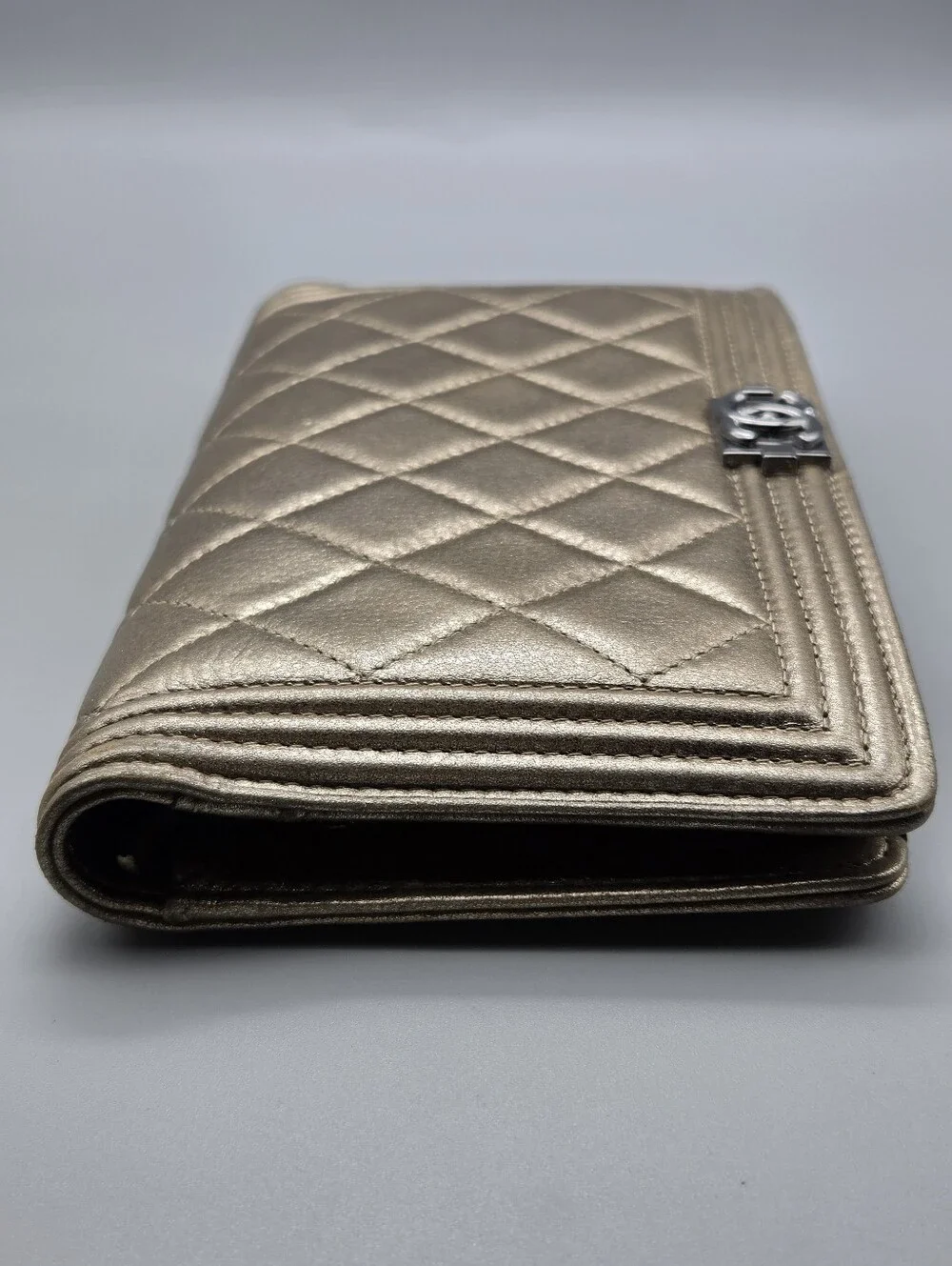 💛CHANEL Yen Gold Leather Wallet/Clutch💛
